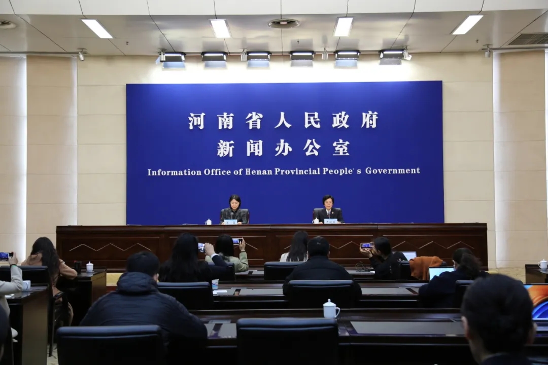 省政府新聞辦舉行“檢察護(hù)企”專(zhuān)項(xiàng)行動(dòng)暨民營(yíng)經(jīng)濟(jì)司法保障專(zhuān)項(xiàng)監(jiān)督活動(dòng)新聞發(fā)布會(huì)